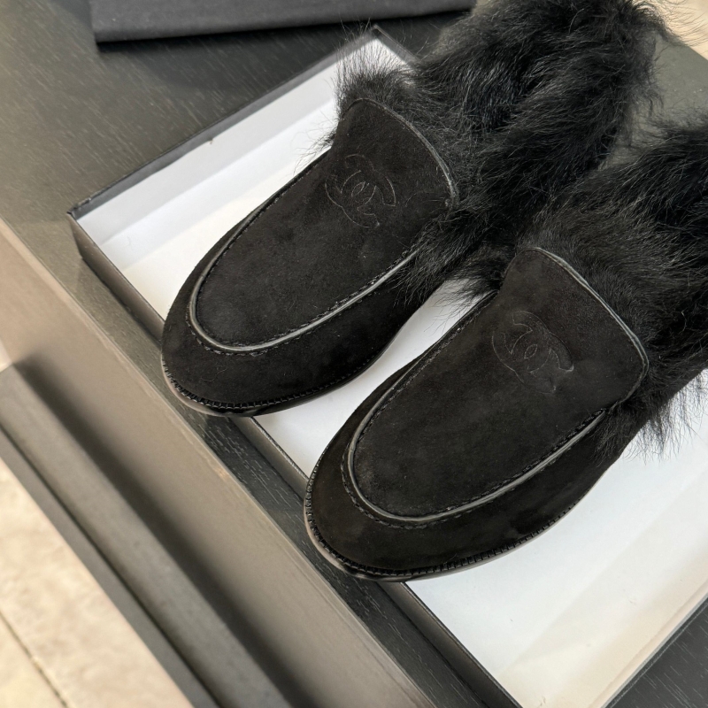 Ch**el loafers